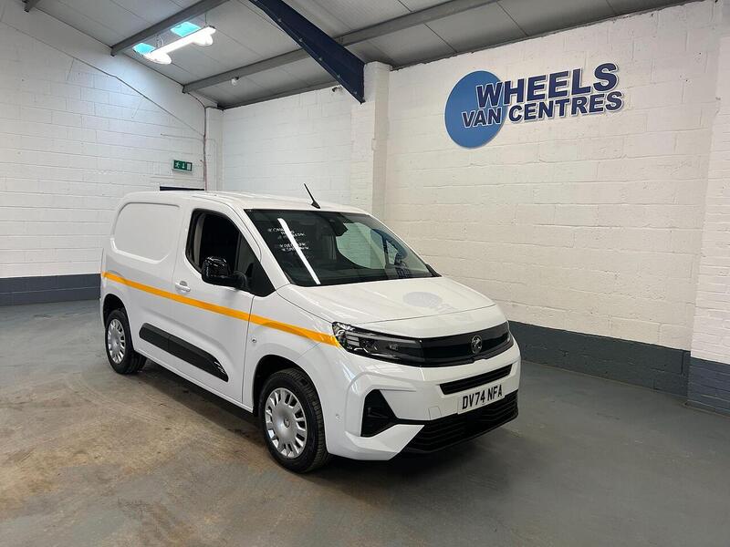 Used Vauxhall Combo 2024 for sale - 77200875: Photo 3