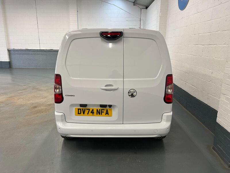 Used Vauxhall Combo 2024 for sale - 77200875: Photo 6