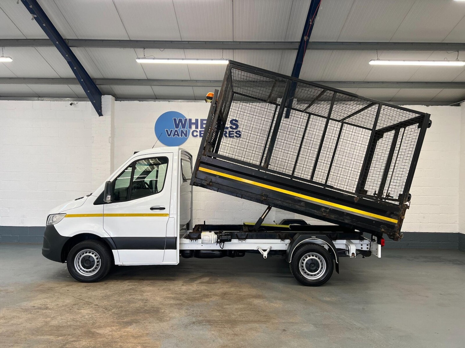 Used Mercedes-Benz Sprinter 2021 for sale - 76140220: Photo 2