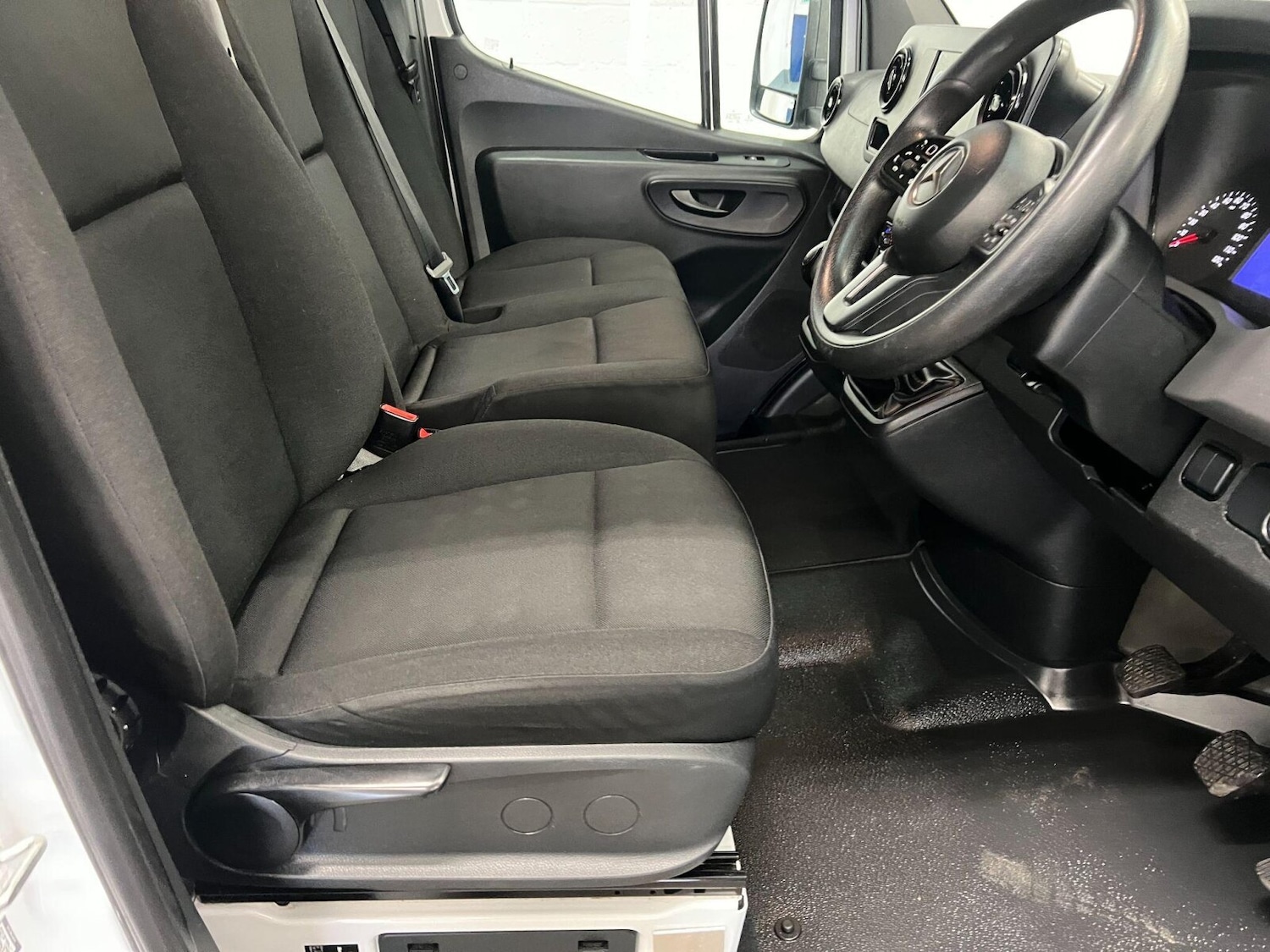 Used Mercedes-Benz Sprinter 2021 for sale - 76140220: Photo 8
