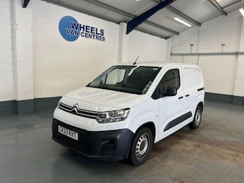 Used Citroen Berlingo 2023 for sale - 76203908: Photo