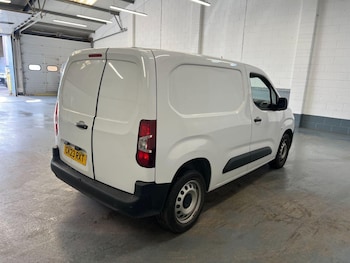 Used Citroen Berlingo 2023 for sale - 76203908: Photo