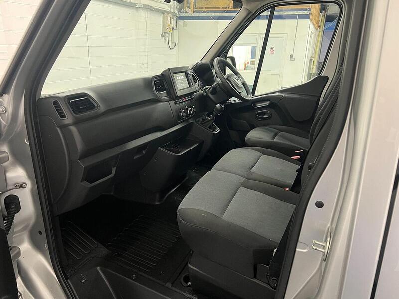 Used Nissan Interstar 2023 for sale - 76904410: Photo 18