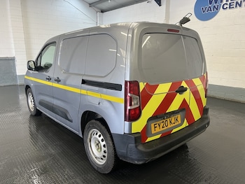 Used Peugeot Partner 2020 for sale - 78182232: Photo
