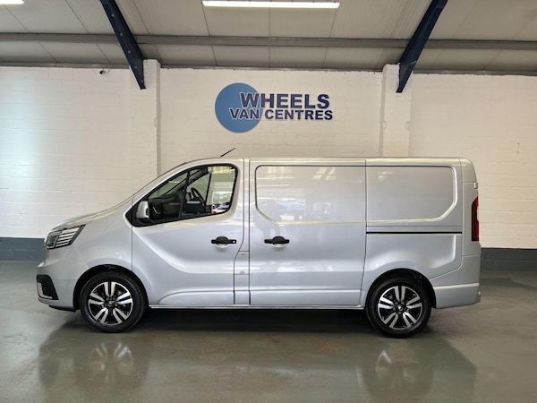 Used Renault Trafic 2022 for sale - 75404171: Photo 2
