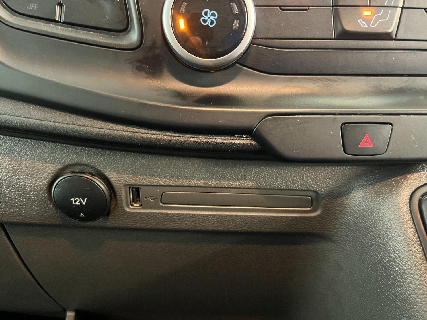 Used Ford Transit 2022 for sale - 76361811: Photo 16