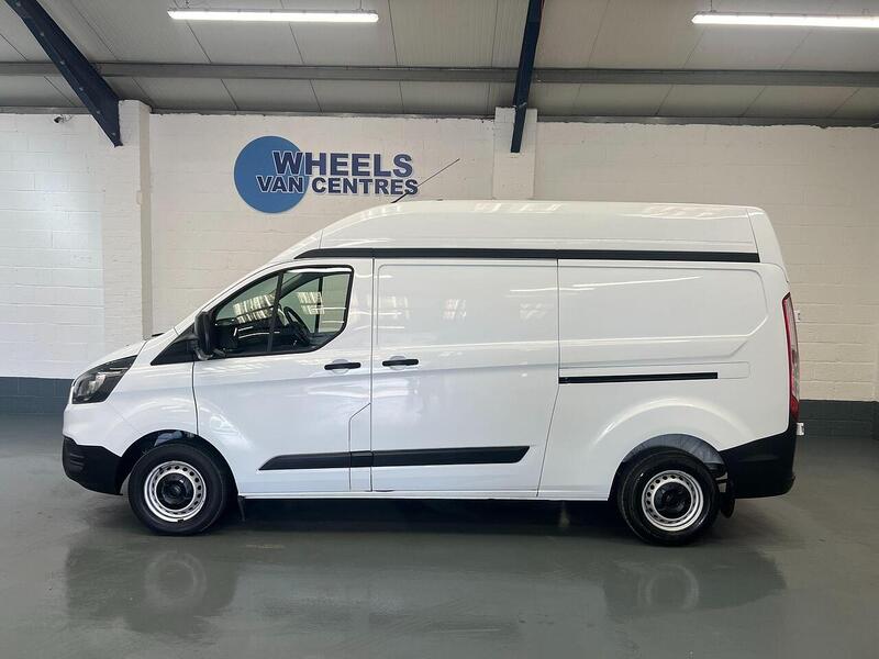 Used Ford Transit Custom 2022 for sale - 76903890: Photo 2