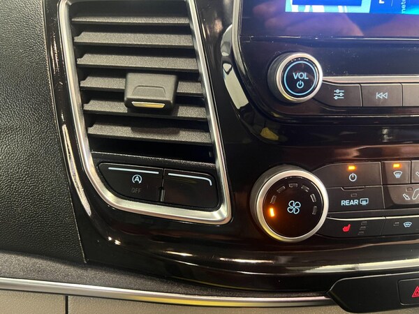Used Ford Tourneo Custom 2022 for sale - 76172399: Photo 17