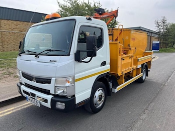 Used Mitsubishi Canter 2020 for sale - 78712902: Photo
