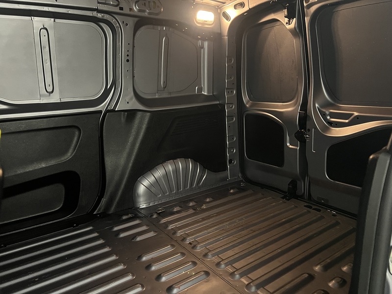 Used Peugeot Partner 2024 for sale - 77668037: Photo 37