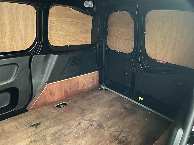 Used Citroen Berlingo 2020 for sale - 76904411: Photo 34