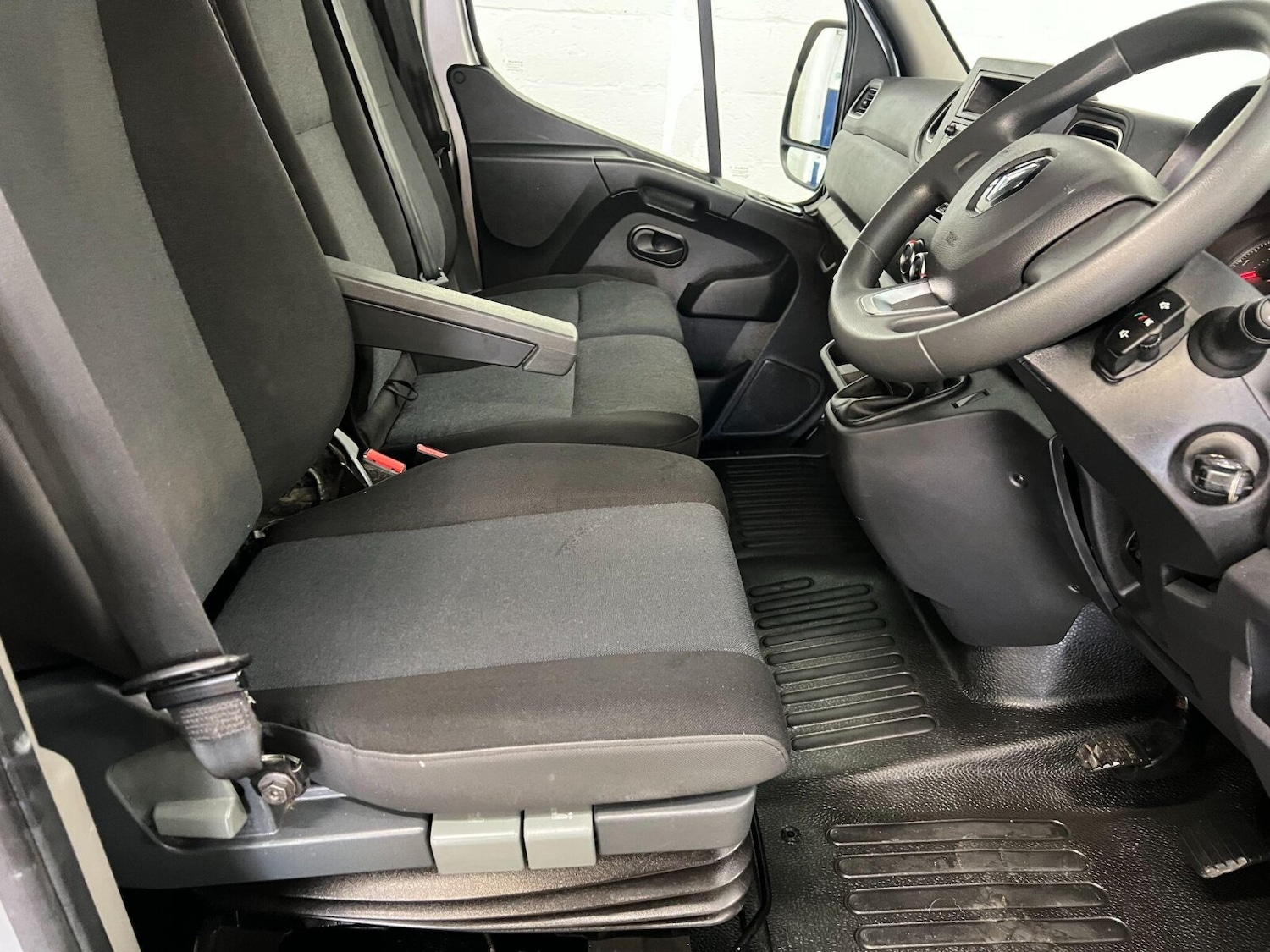 Used Renault Master 2023 for sale - 76366410: Photo 10