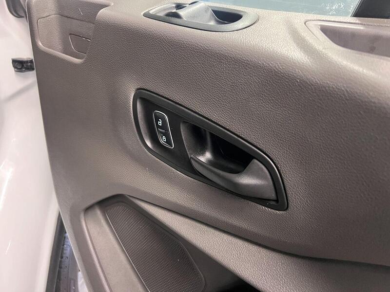 Used Ford Transit 2023 for sale - 76904309: Photo 34