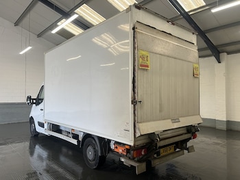 Used Renault Master 2018 for sale - 79436403: Photo