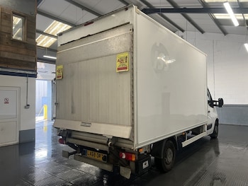 Used Renault Master 2018 for sale - 79436403: Photo