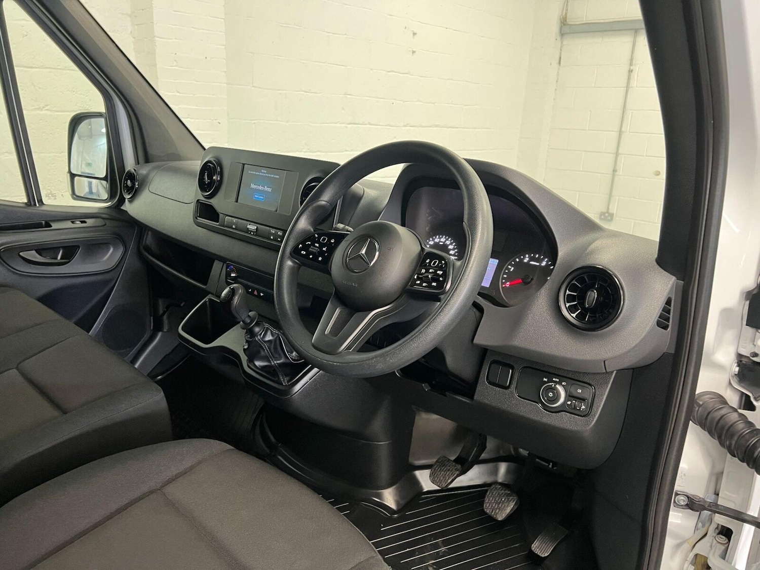 Used Mercedes-Benz Sprinter 2023 for sale - 76428296: Photo 11