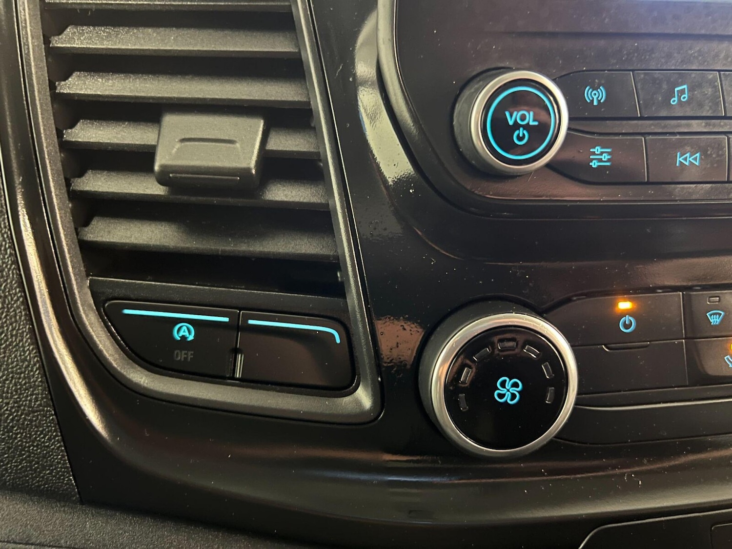 Used Ford Transit 2022 for sale - 76868731: Photo 16