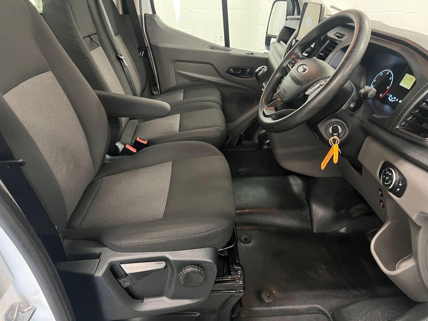 Used Ford Transit 2022 for sale - 76869985: Photo 12