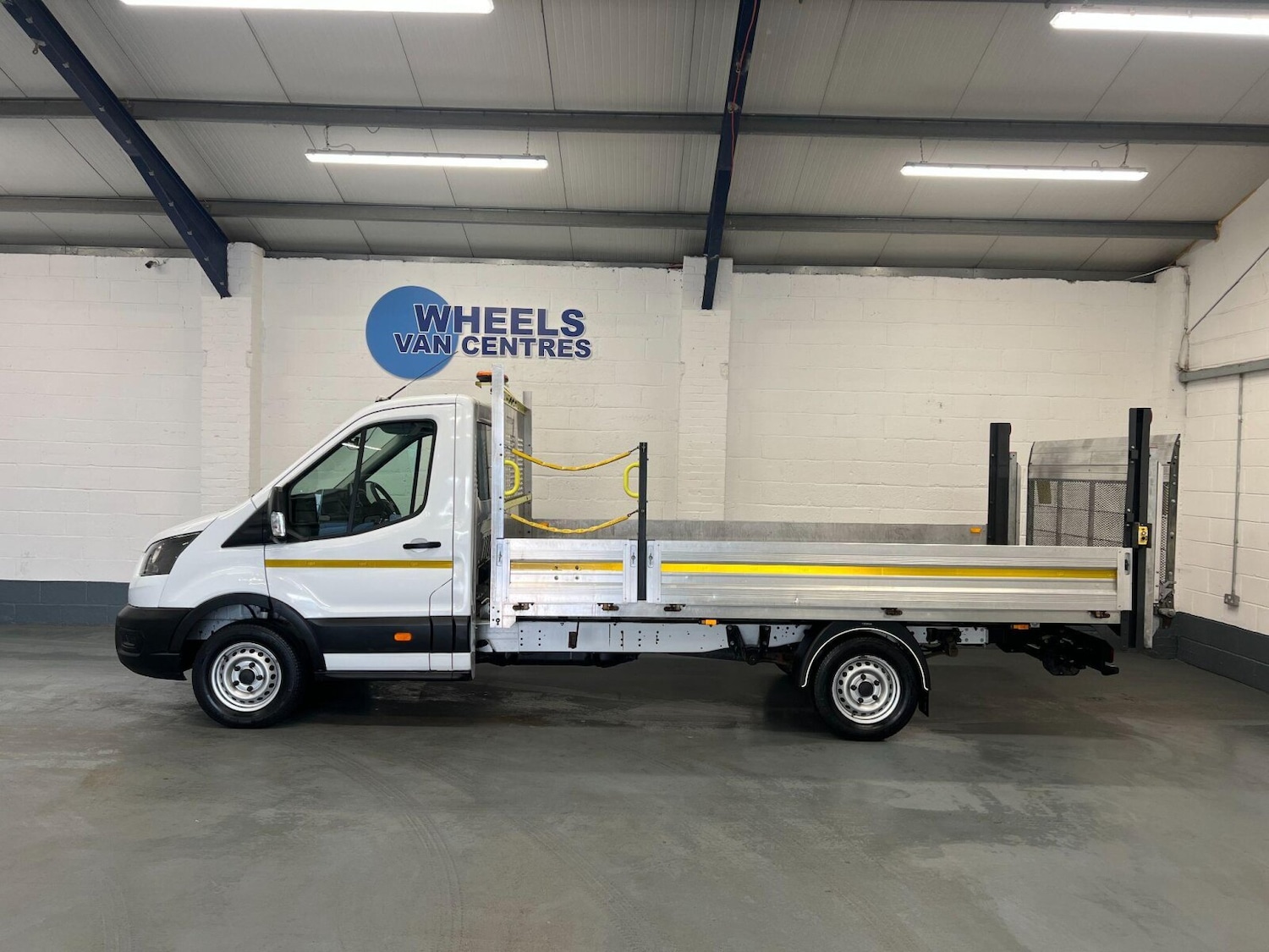 Used Ford Transit 2022 for sale - 76869985: Photo 2