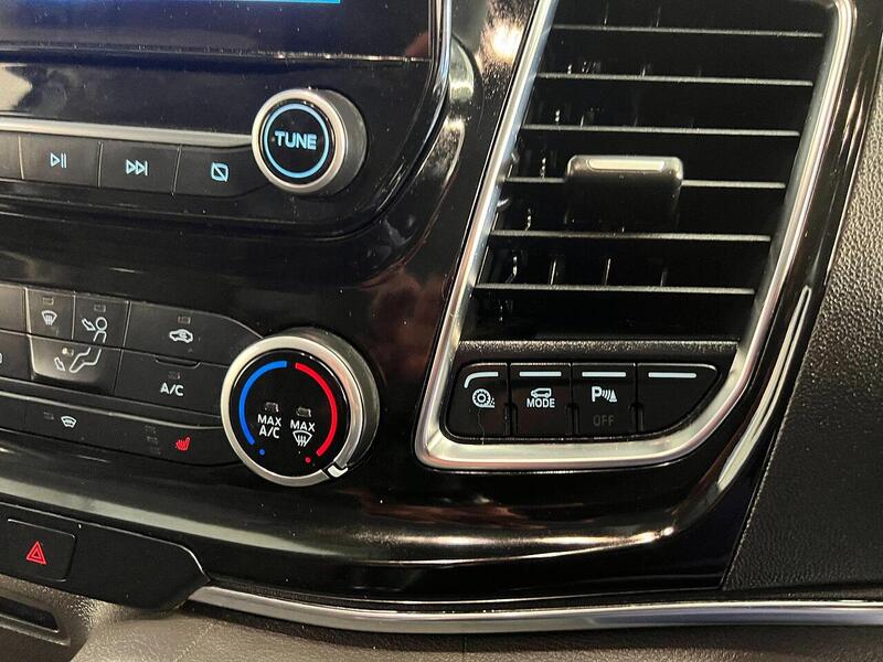 Used Ford Tourneo Custom 2022 for sale - 76904235: Photo 16