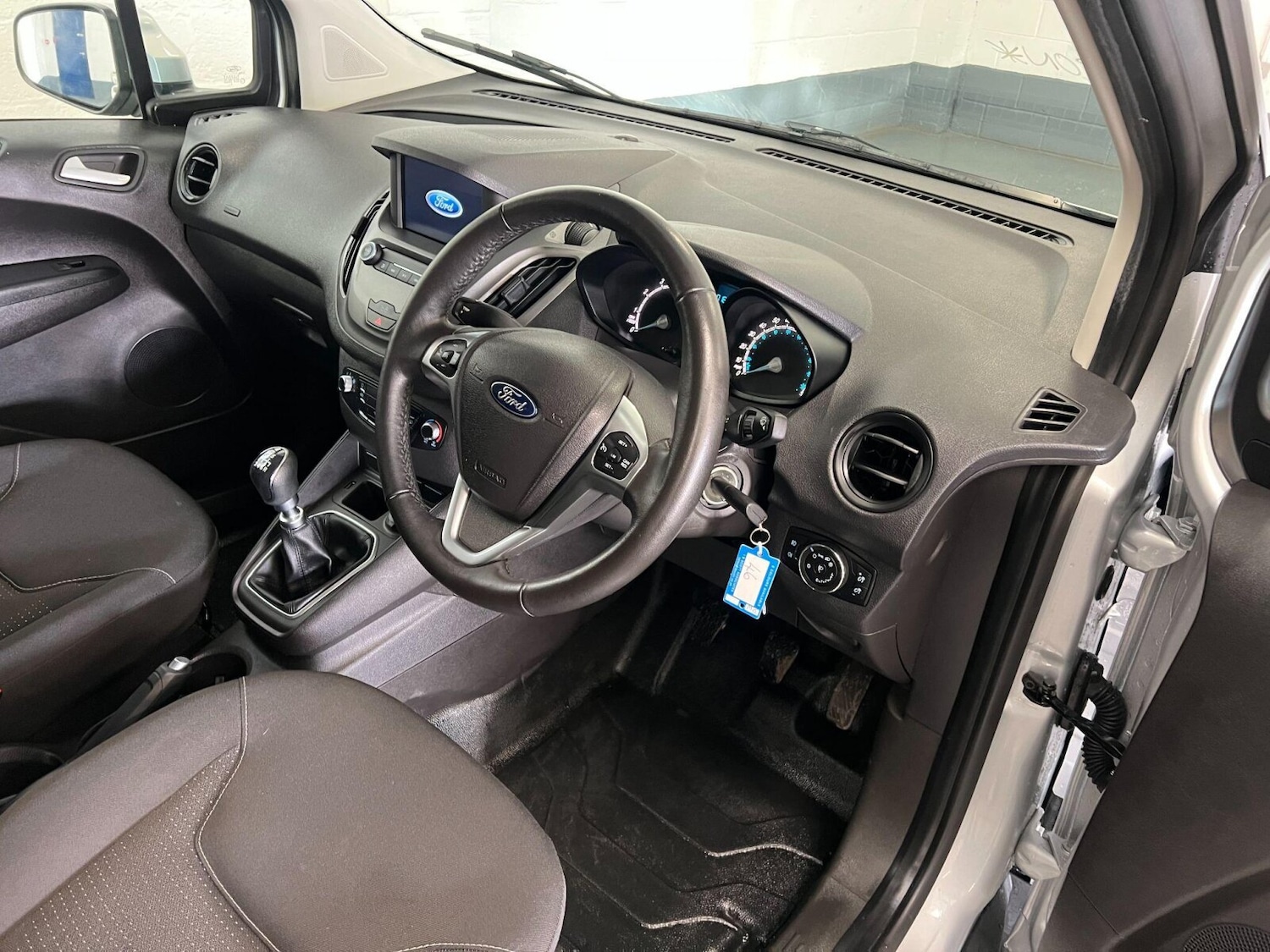 Used Ford Transit Courier 2023 for sale - 76722355: Photo 11