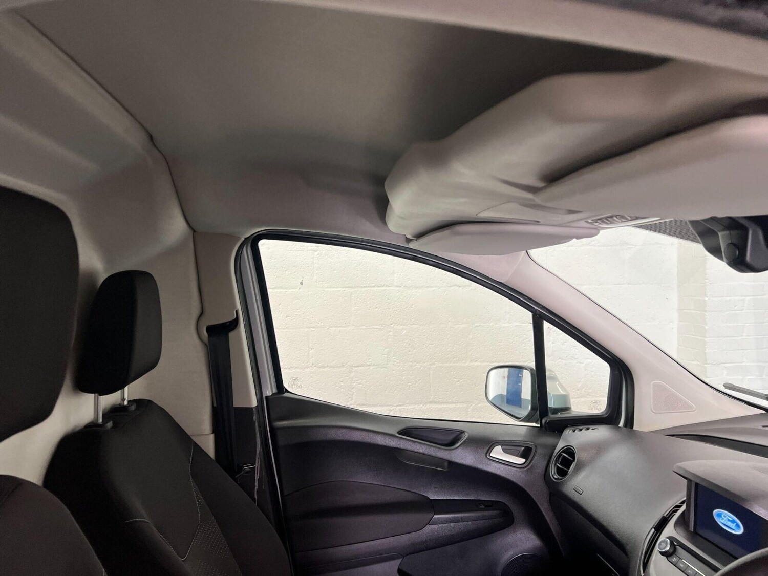 Used Ford Transit Courier 2023 for sale - 76722355: Photo 13