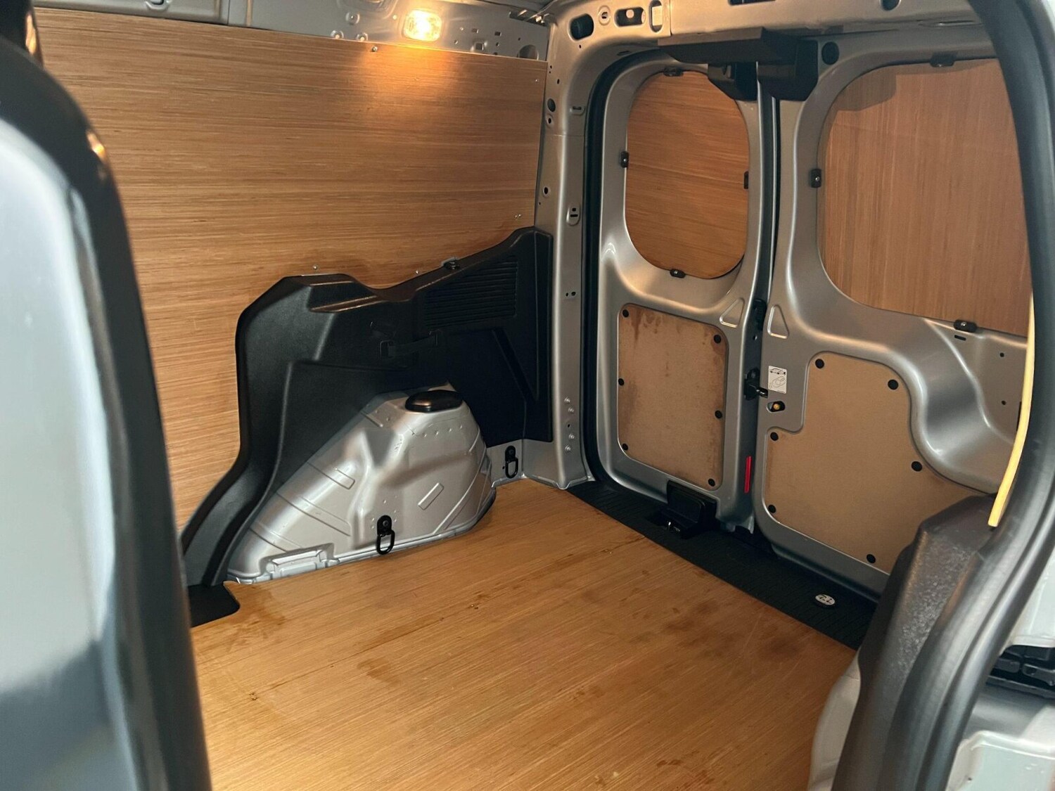 Used Ford Transit Courier 2023 for sale - 76722355: Photo 30