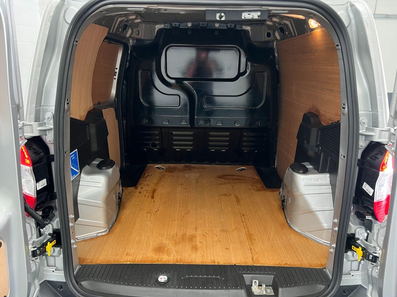 Used Ford Transit Courier 2023 for sale - 76722355: Photo 31