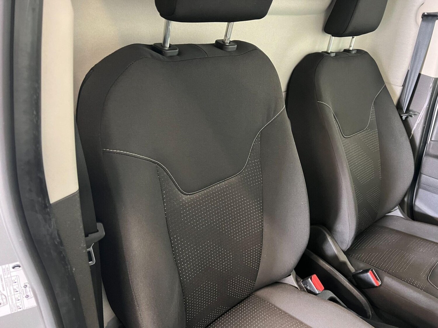 Used Ford Transit Courier 2023 for sale - 76722355: Photo 9