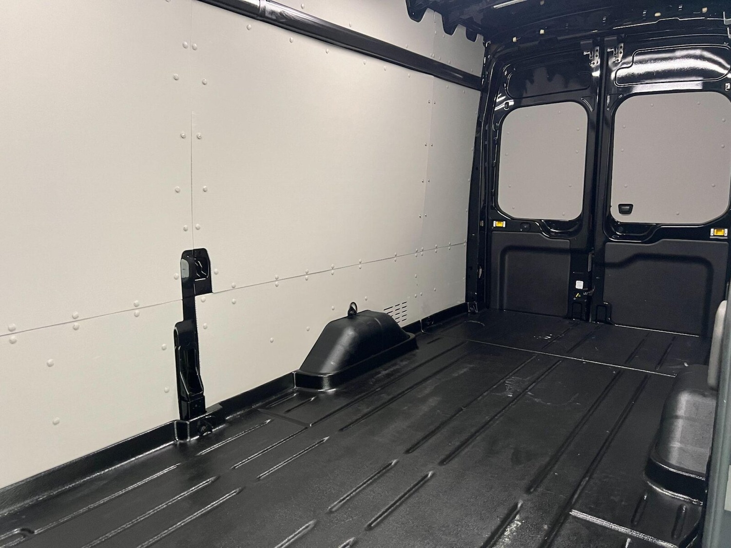 Used Ford Transit 2024 for sale - 76868308: Photo 27