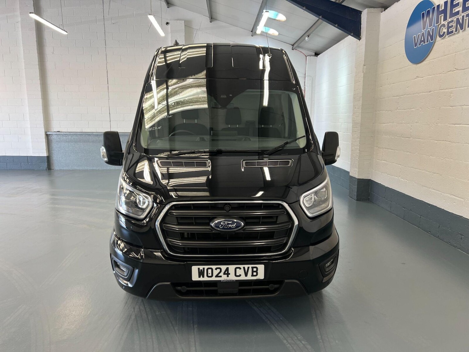 Used Ford Transit 2024 for sale - 76868308: Photo 4