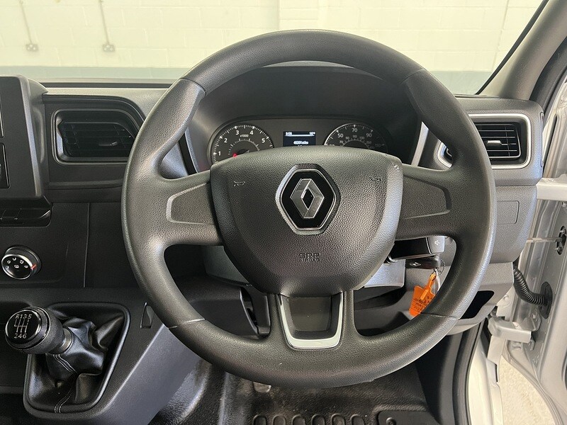 Used Renault Master 2023 for sale - 77668084: Photo 16