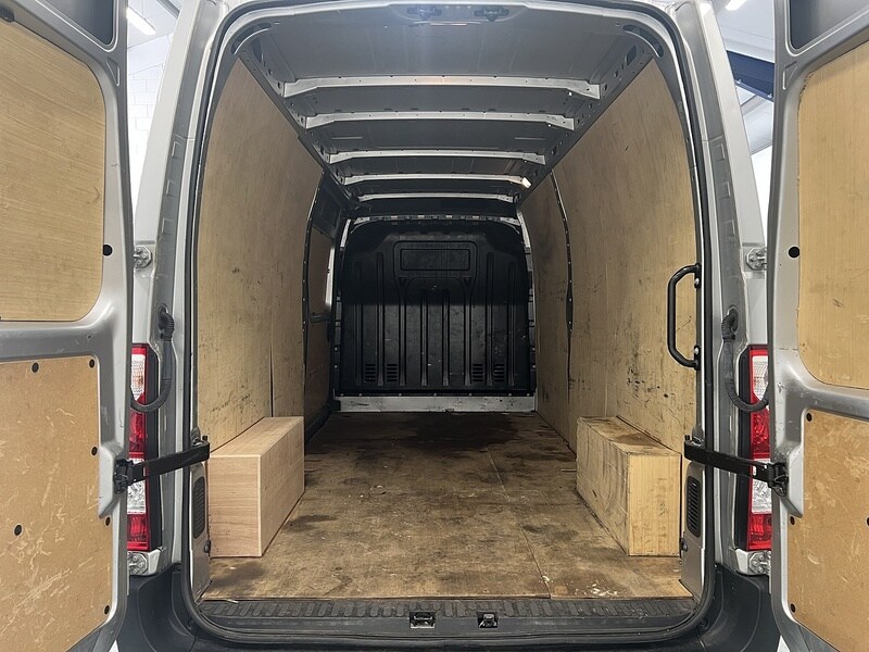 Used Renault Master for sale - 77668084: Photo 5