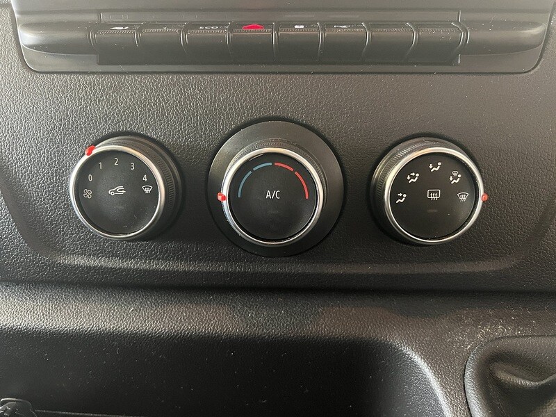 Used Renault Master for sale - 77668084: Photo 9