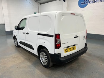 Used Citroen Berlingo 2020 for sale - 76086603: Photo