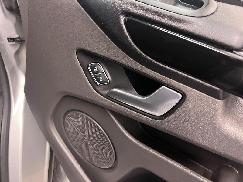 Used Ford Transit Custom 2022 for sale - 76903883: Photo 38