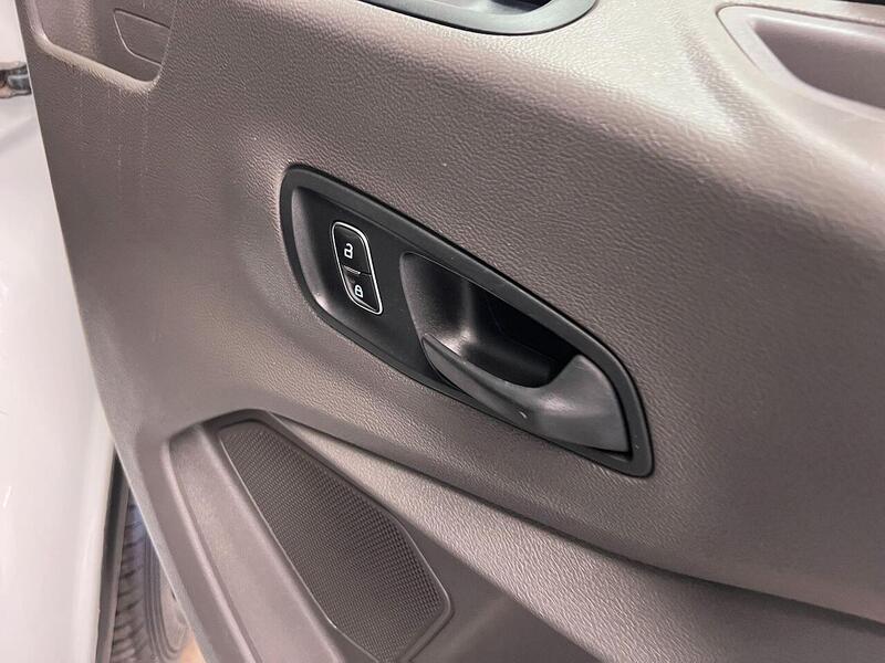 Used Ford Transit 2021 for sale - 76904061: Photo 13