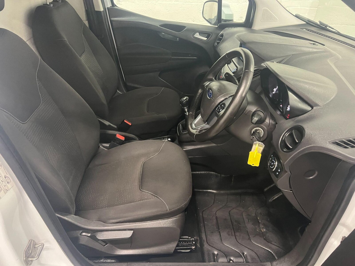 Used Ford Transit Courier 2021 for sale - 76873801: Photo 10