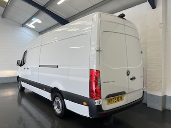 Used Mercedes-Benz Sprinter 2025 for sale - 78224156: Photo