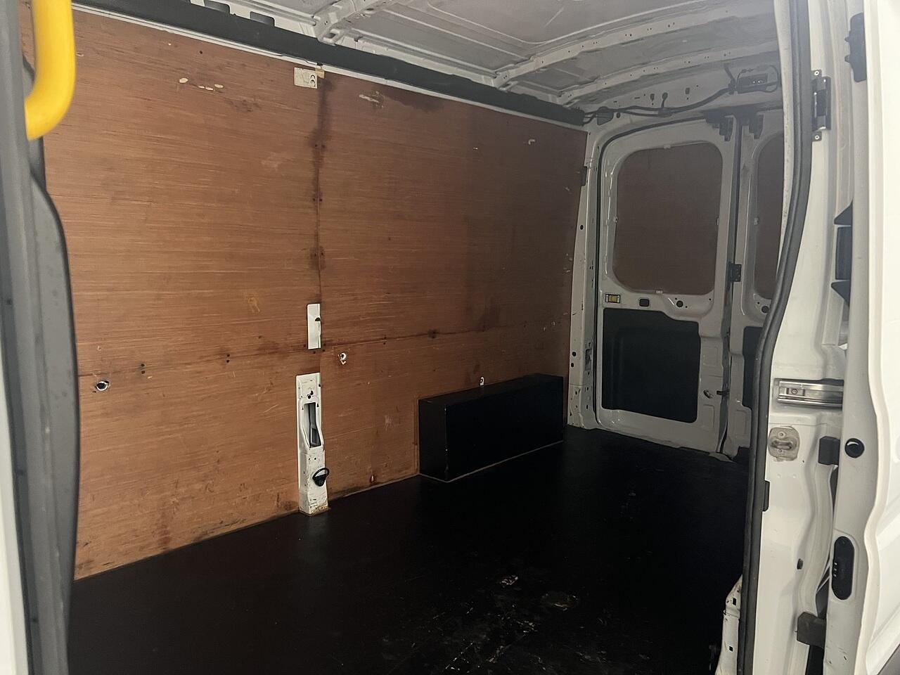 Used Ford Transit 2022 for sale - 76872549: Photo 35