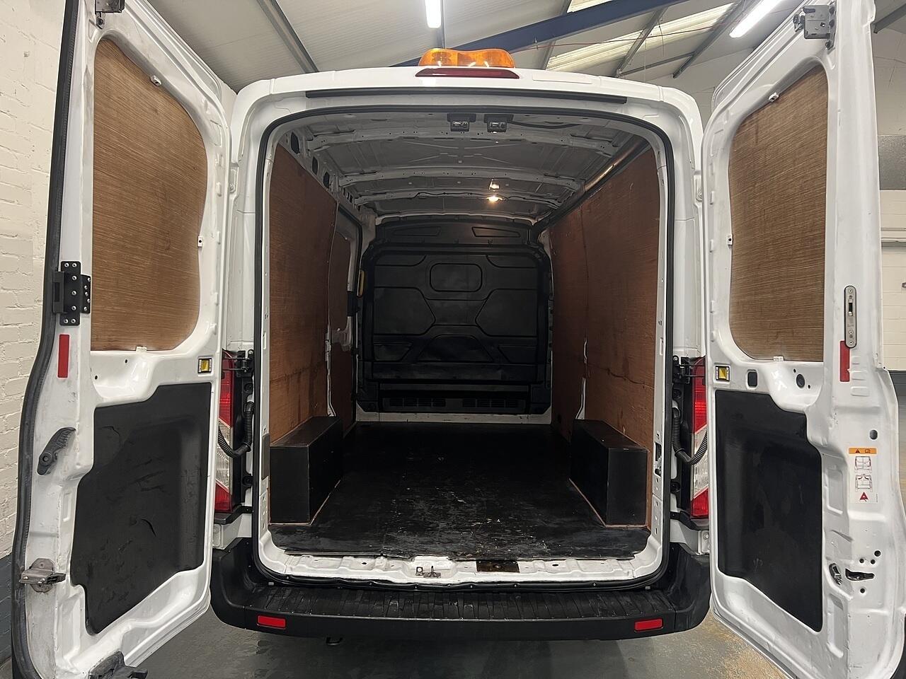 Used Ford Transit 2022 for sale - 76872549: Photo 36