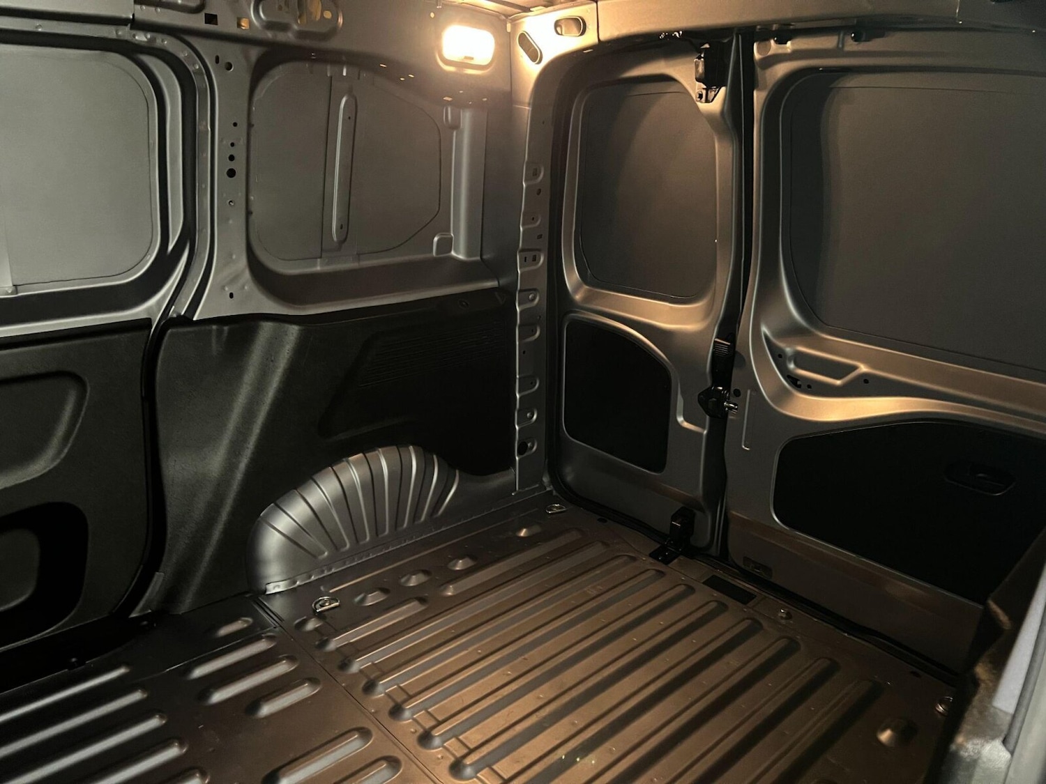 Used Peugeot Partner 2024 for sale - 76415283: Photo 32