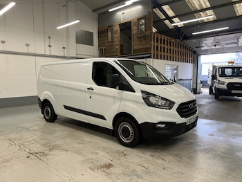 Used Ford Transit Custom 2023 for sale - 77693911: Photo