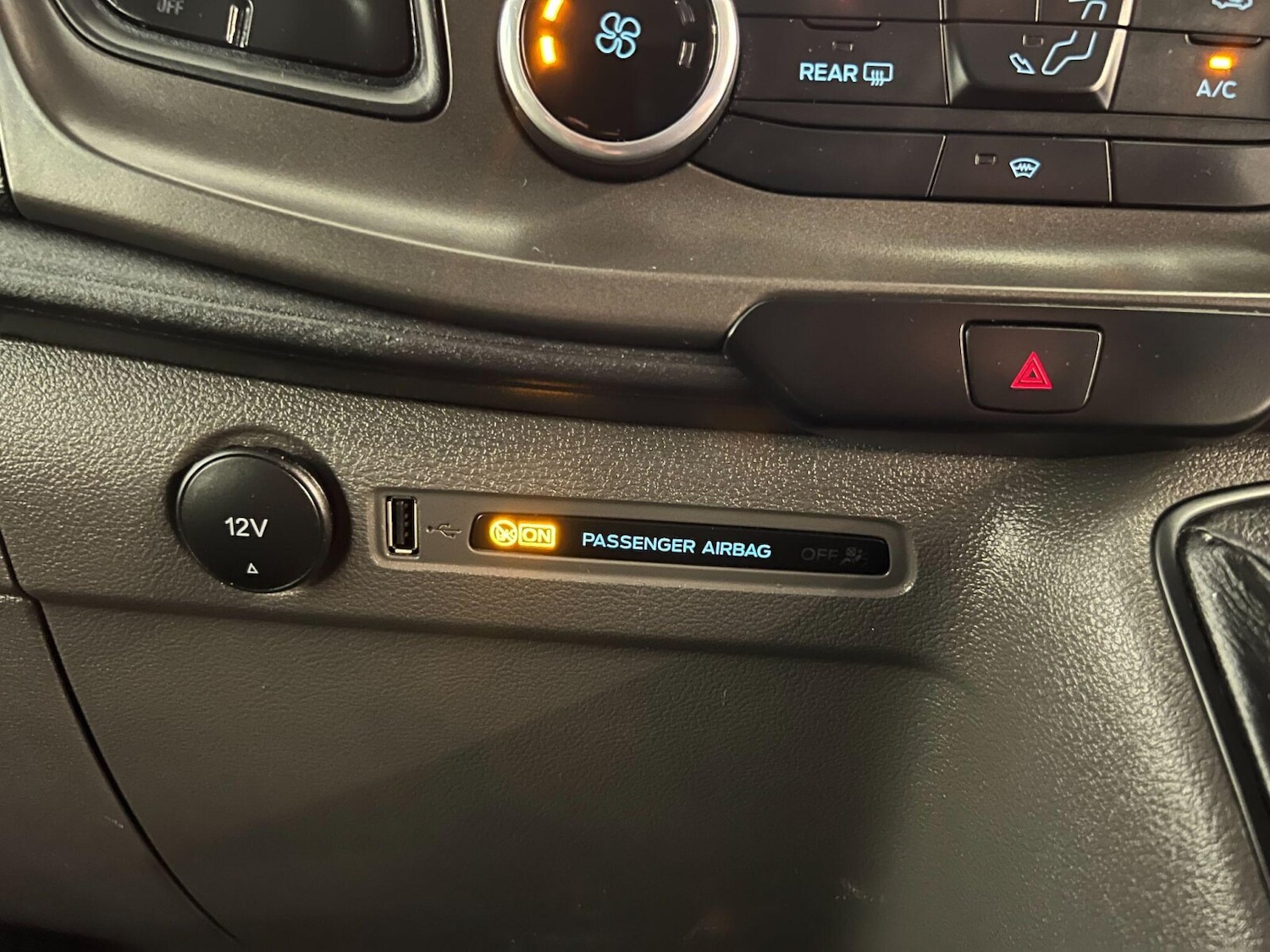 Used Ford Transit Custom 2022 for sale - 76868699: Photo 17