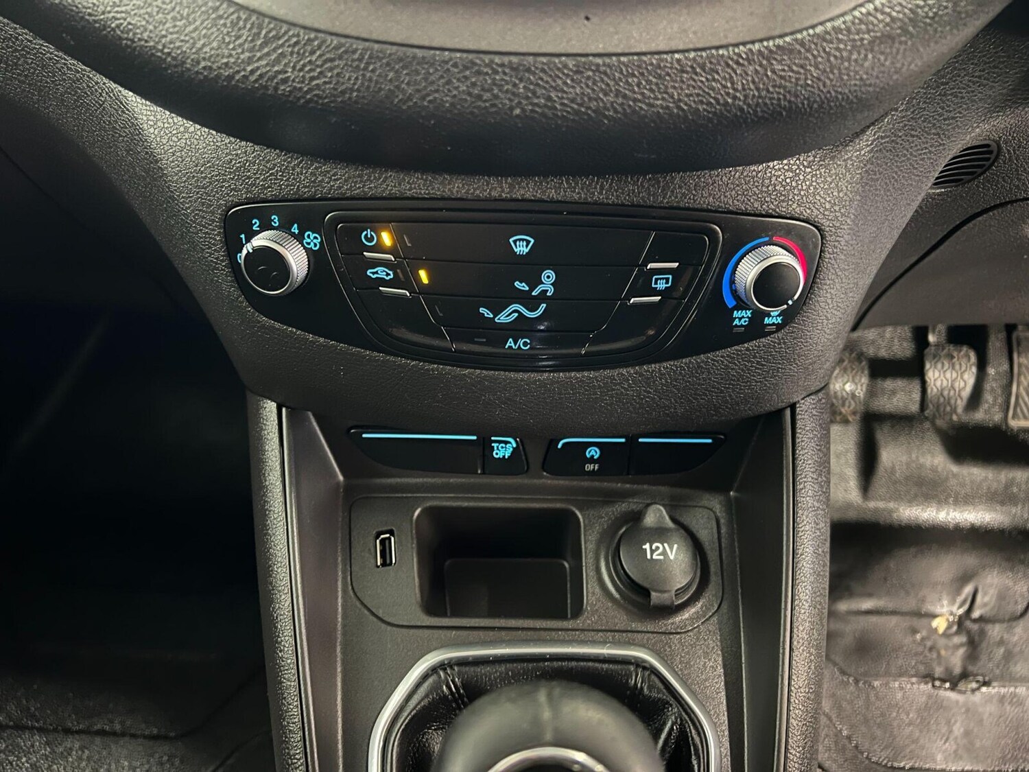 Used Ford Transit Courier 2021 for sale - 76738316: Photo 16