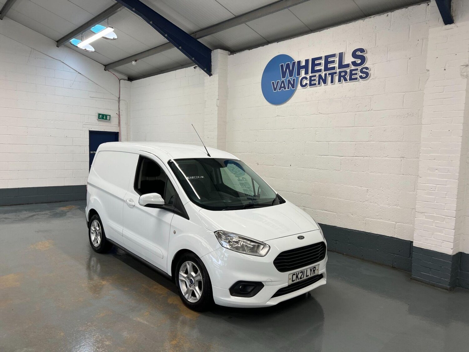 Used Ford Transit Courier 2021 for sale - 76738316: Photo 3