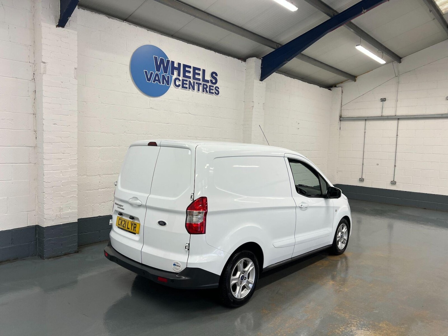 Used Ford Transit Courier 2021 for sale - 76738316: Photo 8