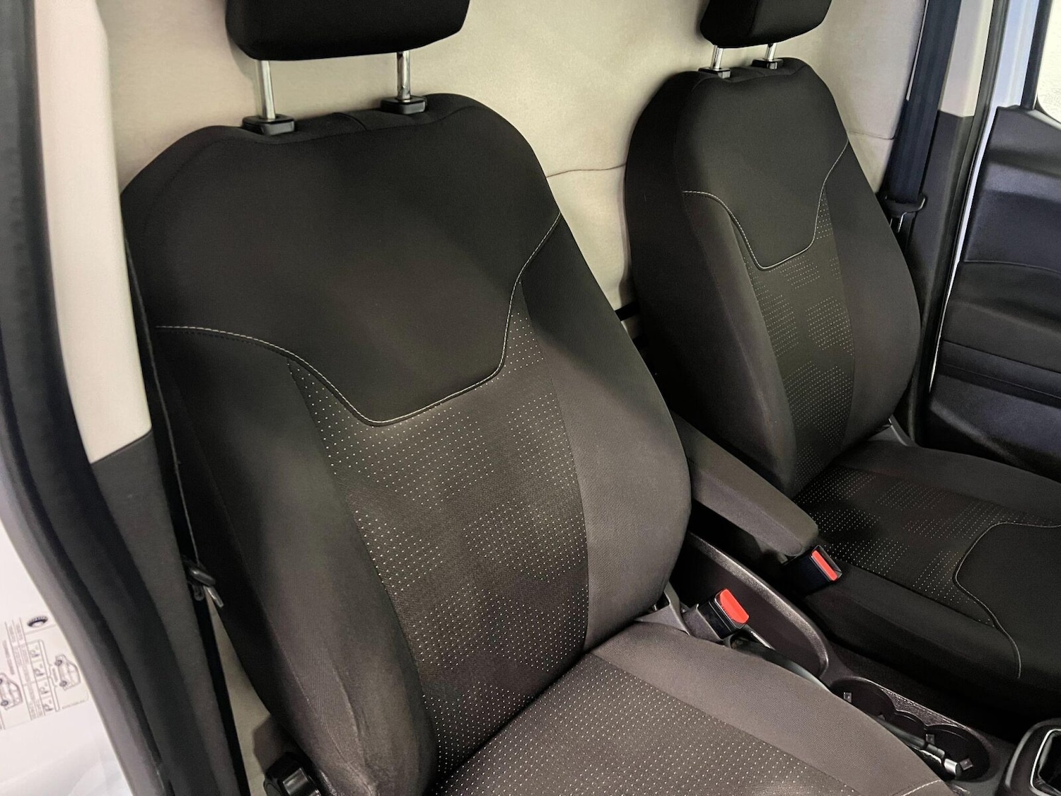 Used Ford Transit Courier 2021 for sale - 76738316: Photo 9