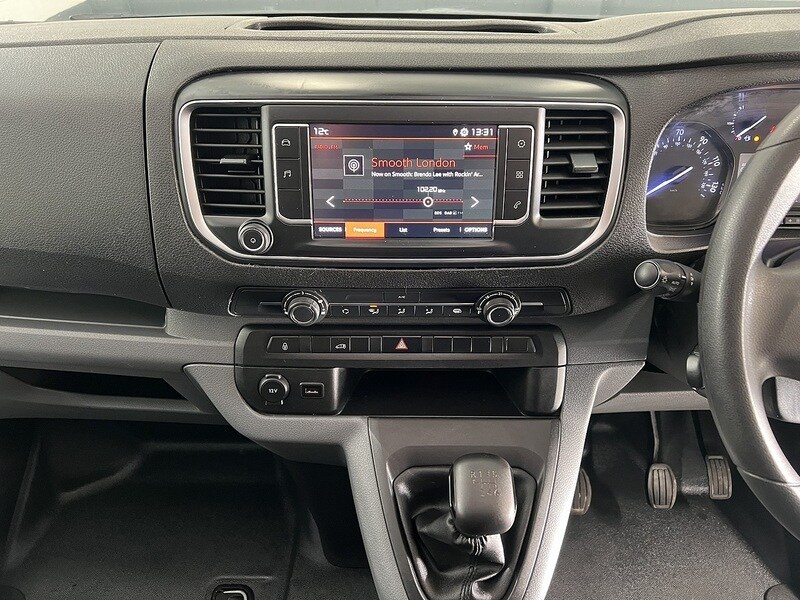 Used Citroen Dispatch 2022 for sale - 76969763: Photo 17