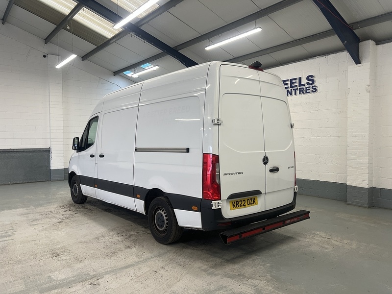 Used Mercedes-Benz Sprinter 2022 for sale - 77937329: Photo 2